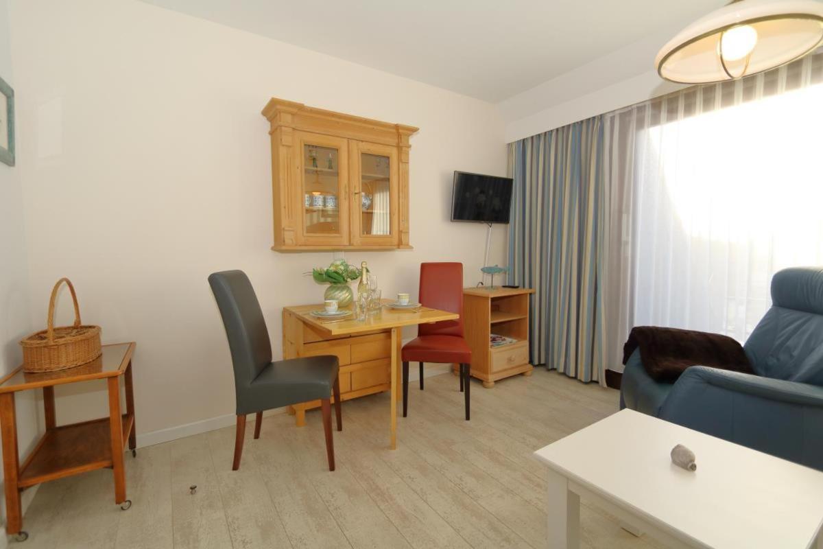 Koehler Am Dorfteich Apartment Wenningstedt-Braderup Екстериор снимка